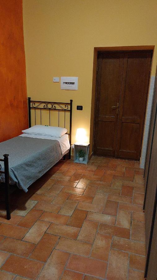 מלון Torre Orsina La Casa Dei Nonni מראה חיצוני תמונה