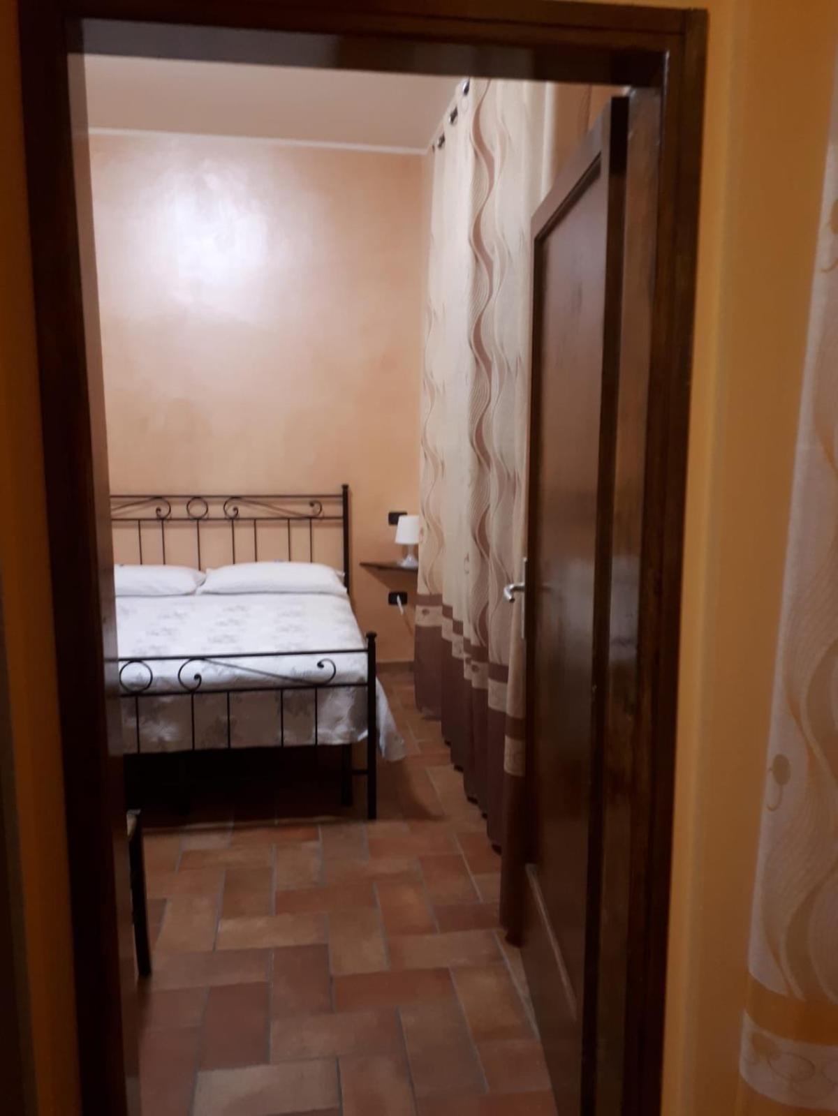 מלון Torre Orsina La Casa Dei Nonni מראה חיצוני תמונה